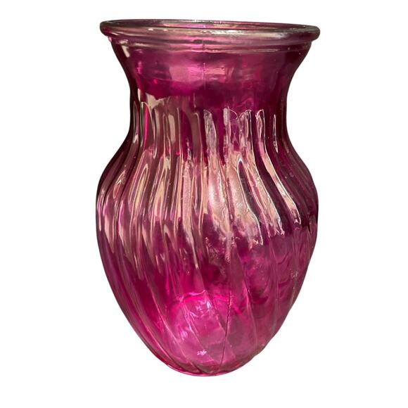 Y2K Style Retro 8" Tall Pink Glass Vase - Flowers - Picture 1 of 4